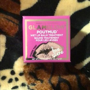 GLAMGLOW POUTMUD